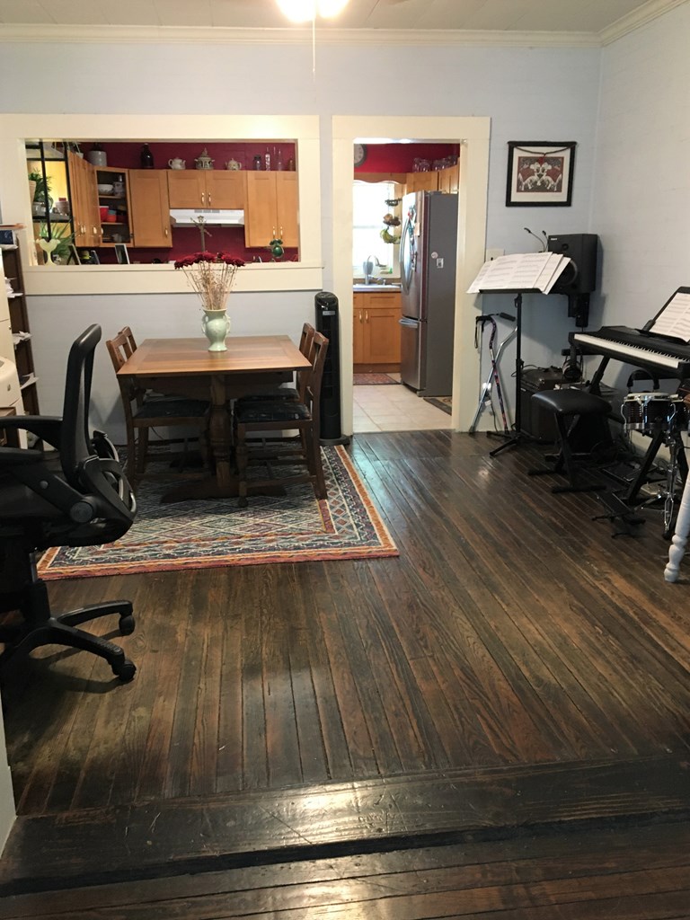 112 E Meridian Ave, 32322