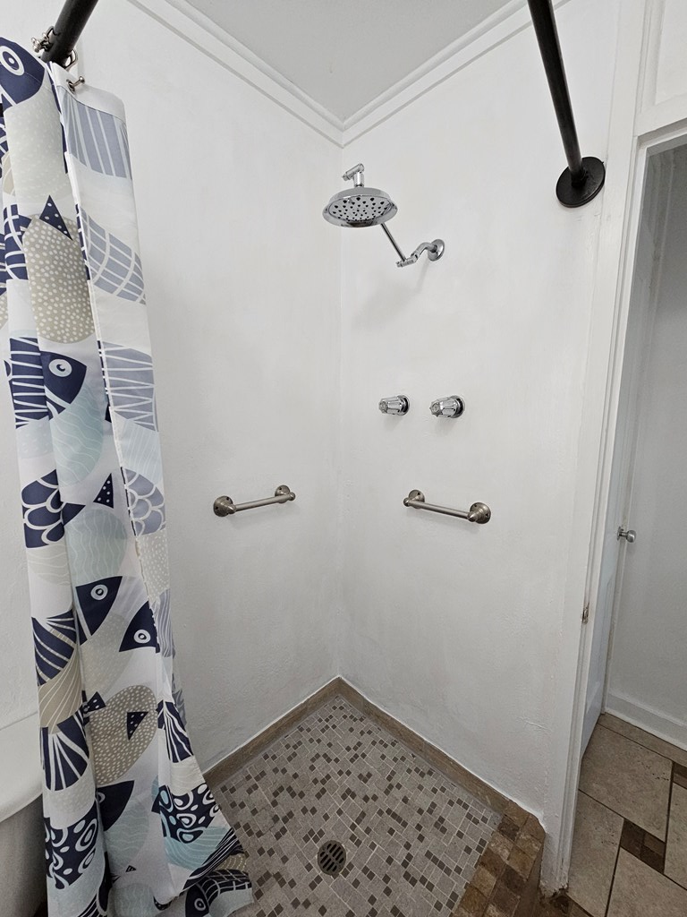 36-1 Holland Ave, 32323