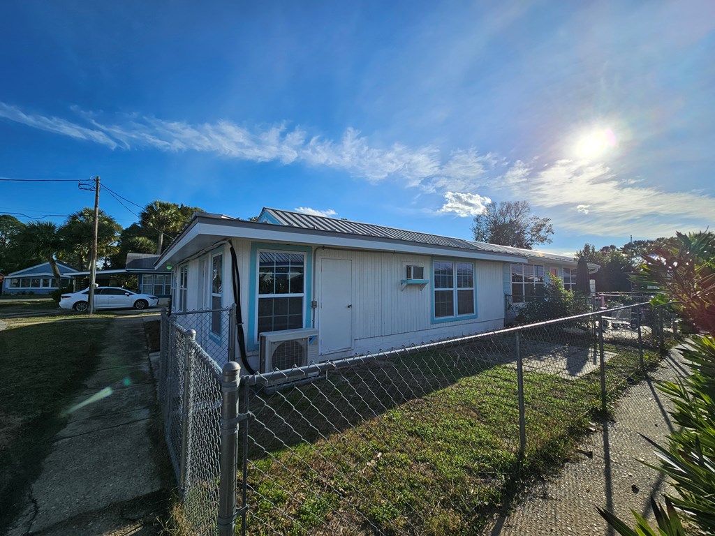 36-1 Holland Ave, 32323