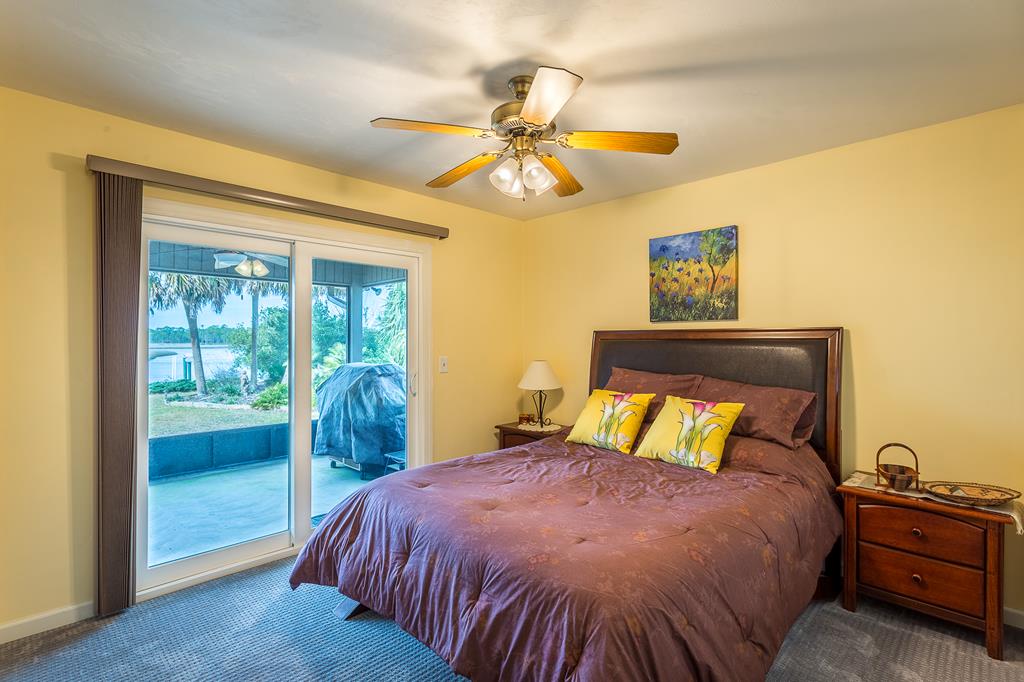 556 River Rd, 32322