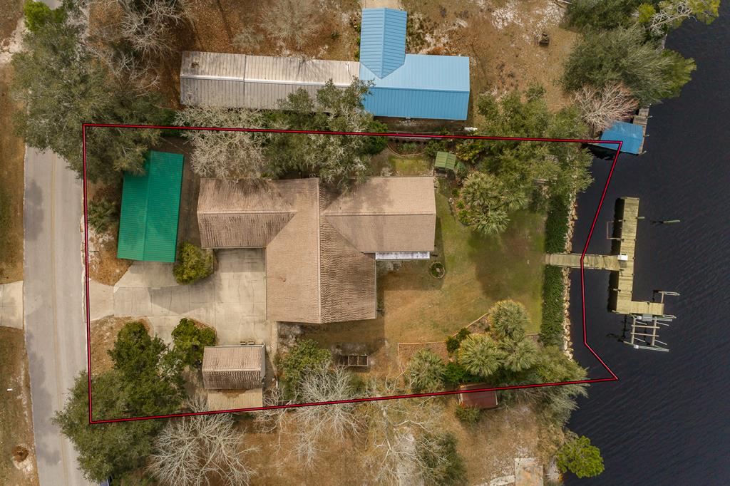 556 River Rd, 32322