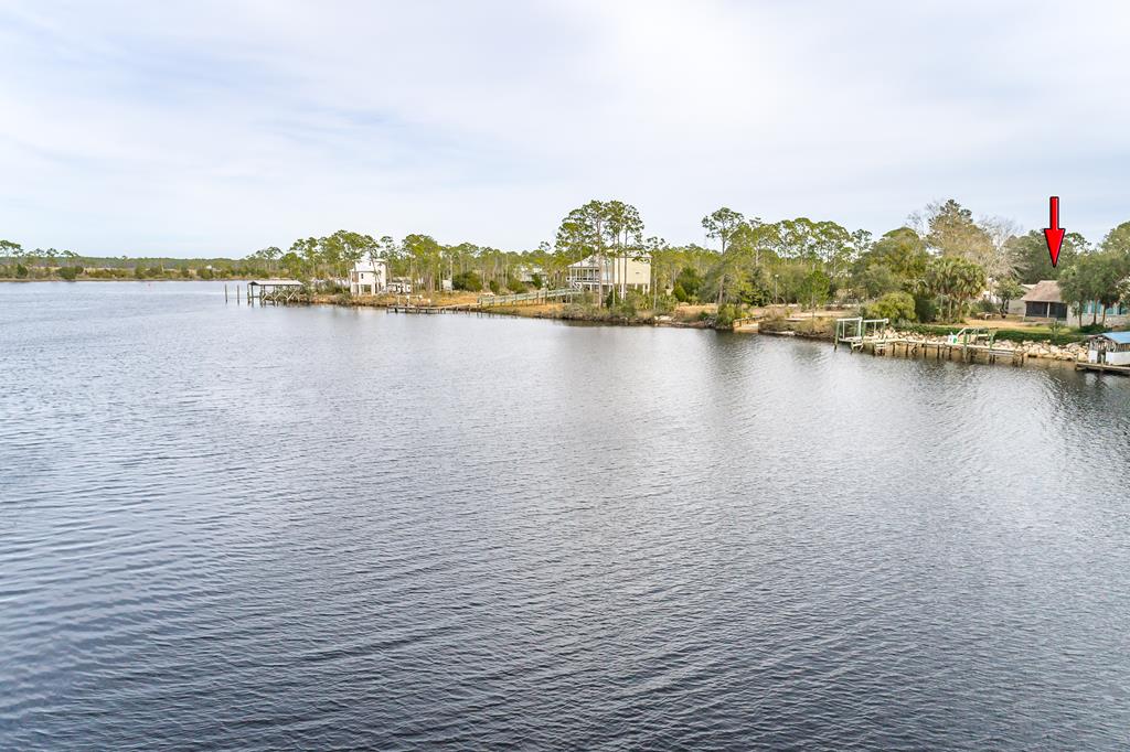 556 River Rd, 32322