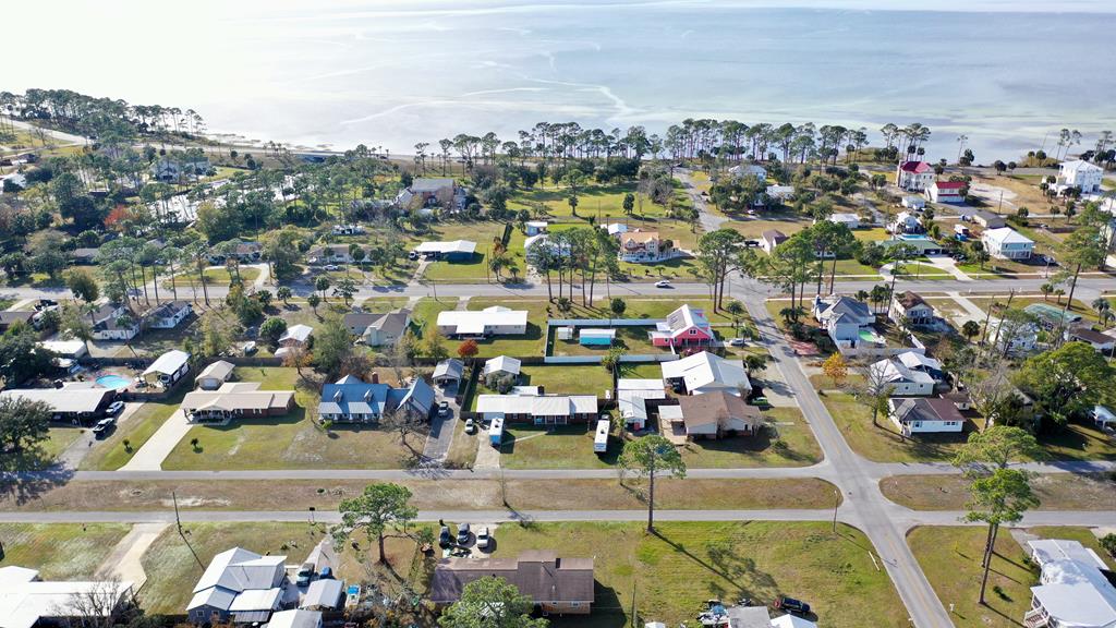 1610 Palm Blvd, Port St. Joe 32456