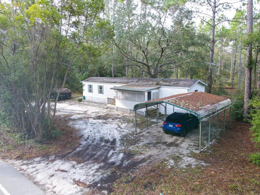 2000 Bluff Rd, 32320