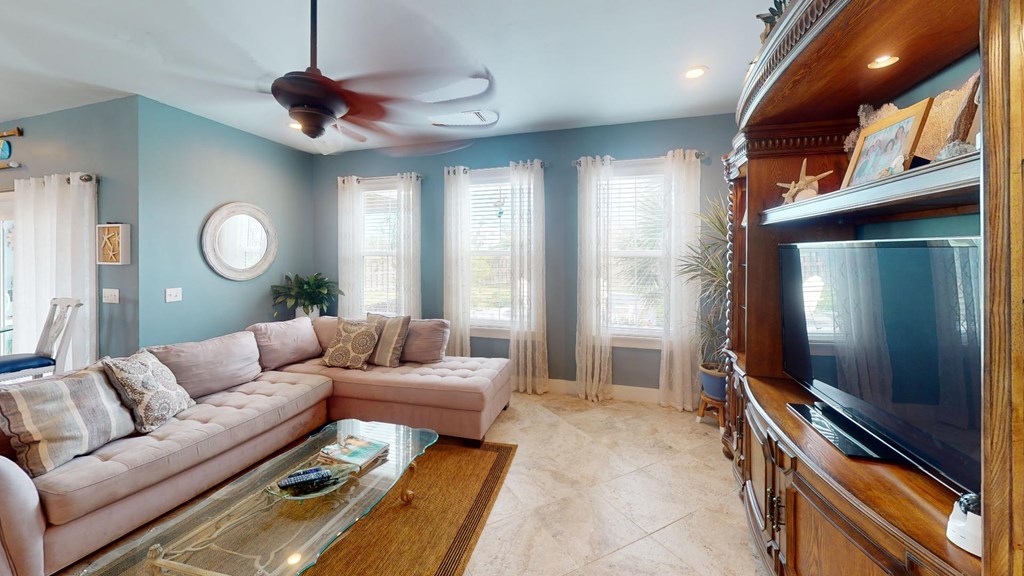 7 Magnolia Dr, 32456