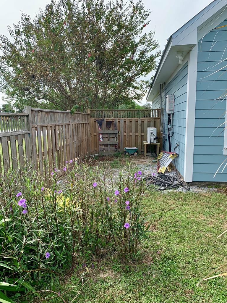 7 Magnolia Dr, 32456