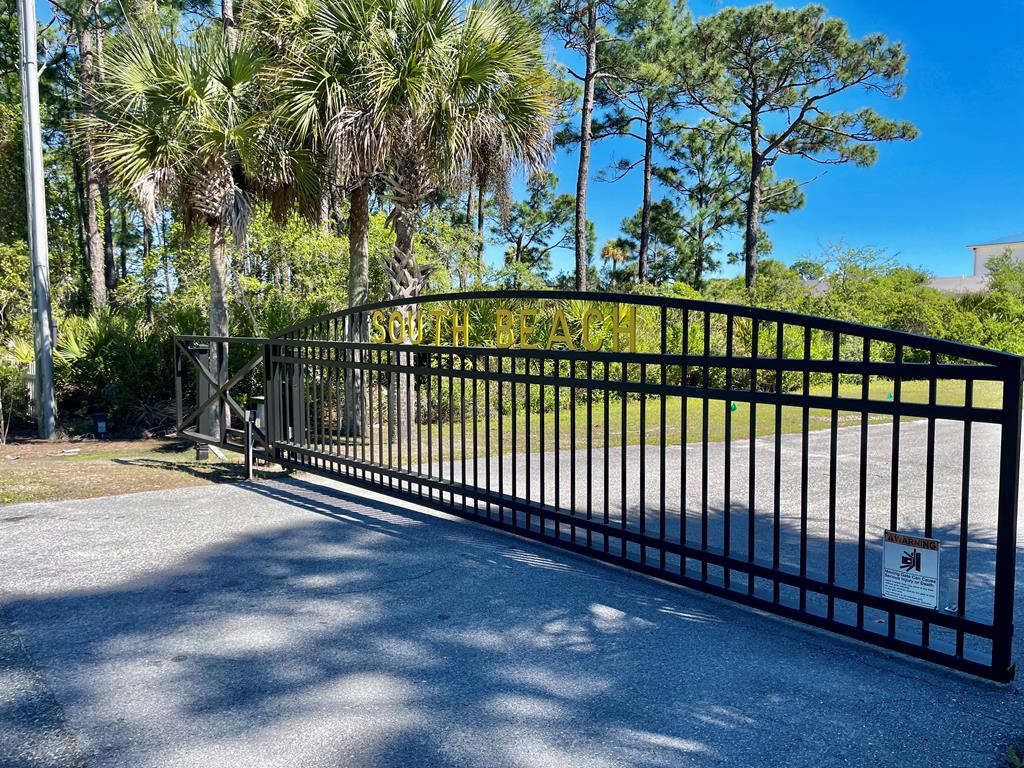102 Mariner Ln, 32456
