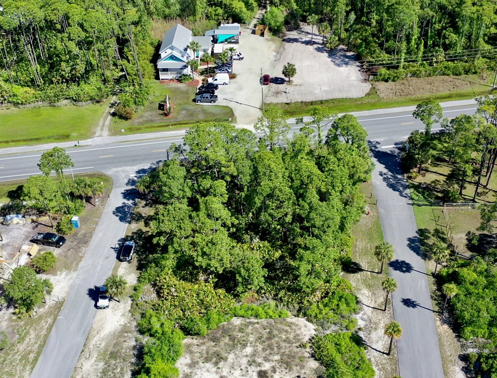 102 Mariner Ln, 32456