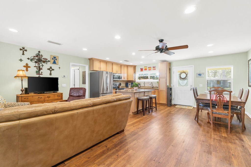 1905 Cypress Ave, Port St. Joe 32456