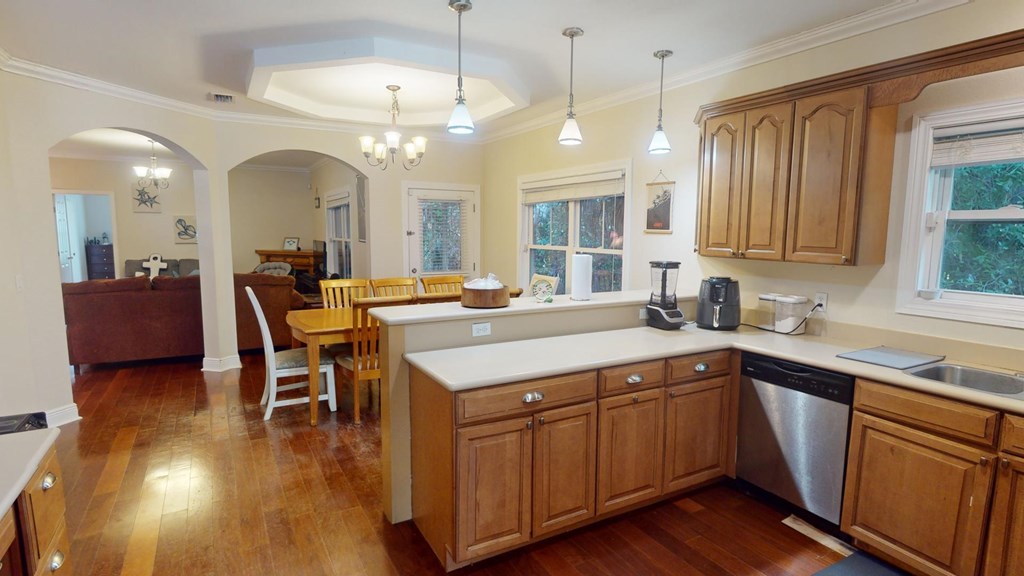 101 Ave H, 32320