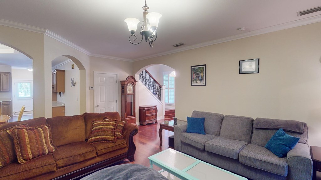 101 Ave H, 32320