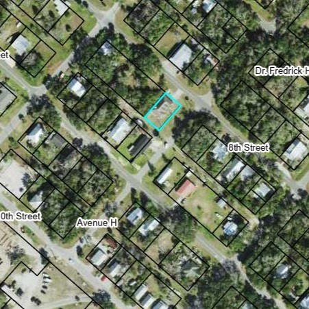101 Ave H, 32320