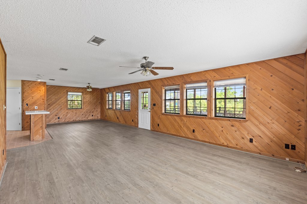 2318 Sr 30-a, Port St. Joe 32456