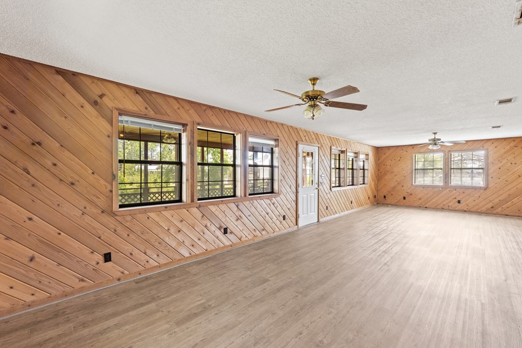 2318 Sr 30-a, Port St. Joe 32456