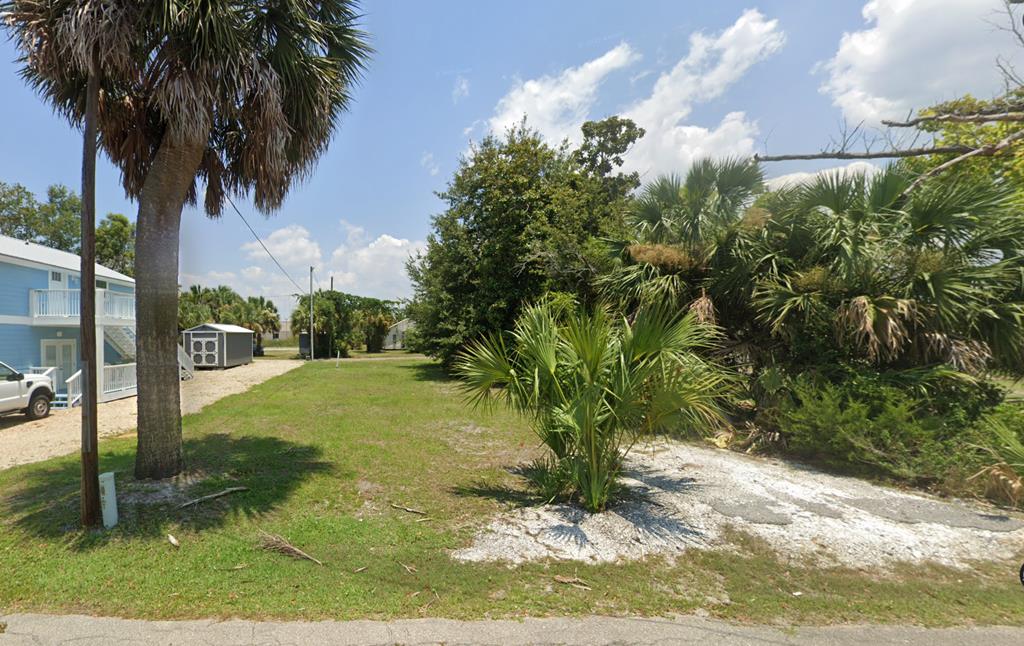 131 Ave C, Port St. Joe 32456