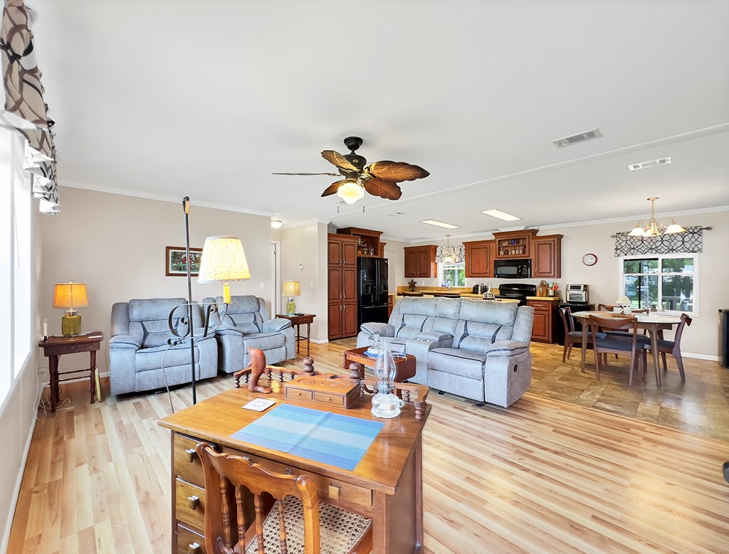 127 Palm Breeze Way, Port St. Joe 32456