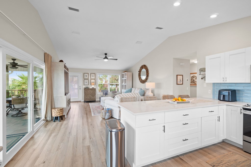 105 Lucia Ave, Port St. Joe 32456