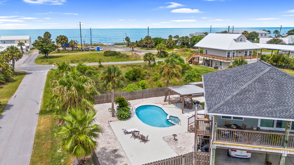 105 Lucia Ave, Port St. Joe 32456