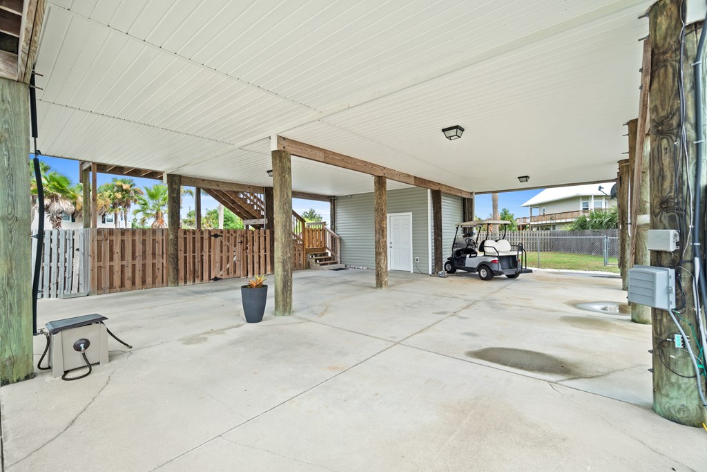 105 Lucia Ave, Port St. Joe 32456