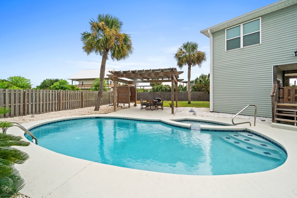 105 Lucia Ave, Port St. Joe 32456