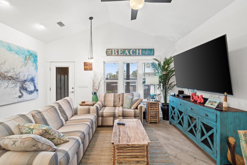 9310 Cockles Ave, Port St. Joe 32456