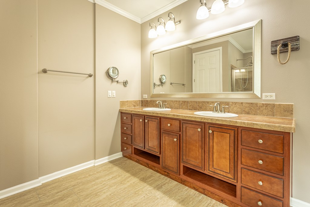 501 12th St, 32322 Unit: Se