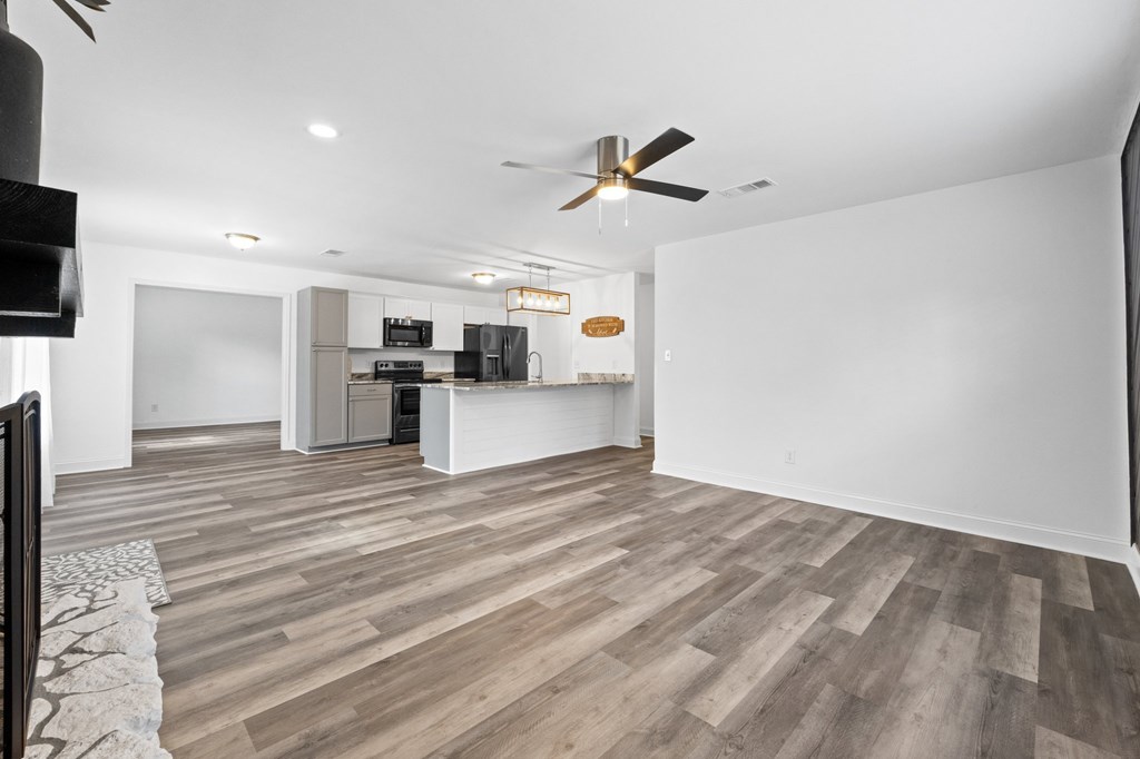 2405 Mcwest St, 32303