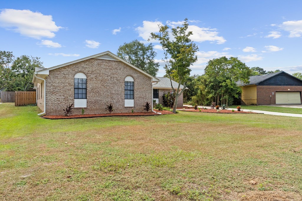 2405 Mcwest St, 32303