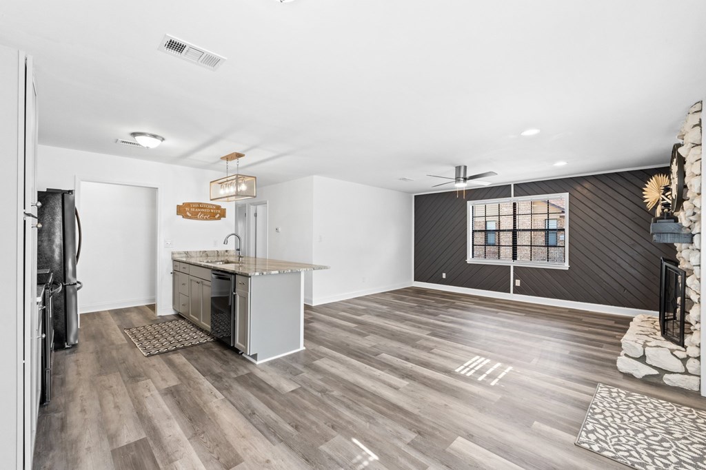 2405 Mcwest St, 32303