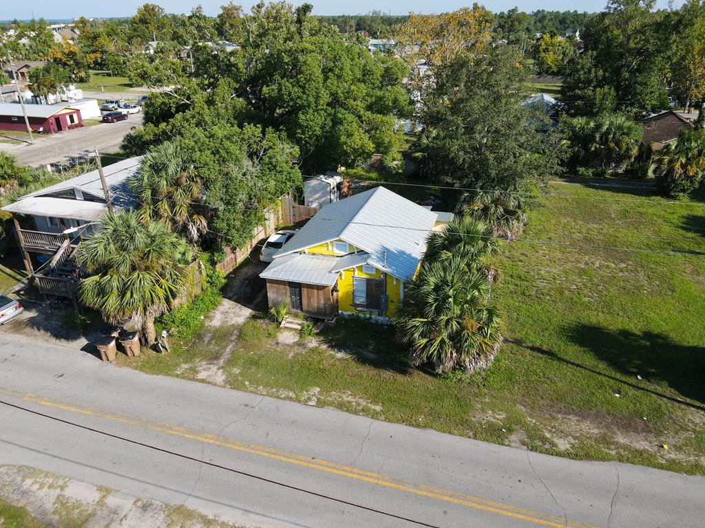 213 Ave B, Port St. Joe 32456