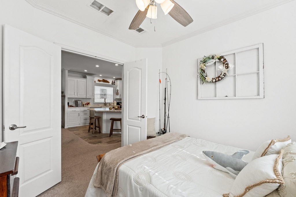 9122 Olive Ave, Port St. Joe 32456