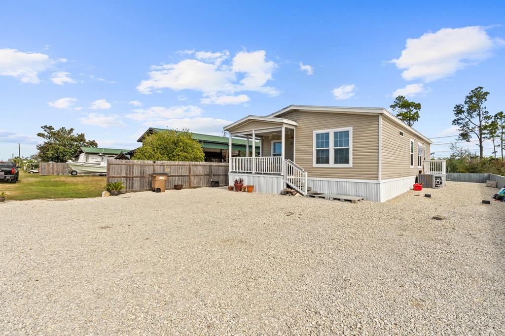 9122 Olive Ave, Port St. Joe 32456