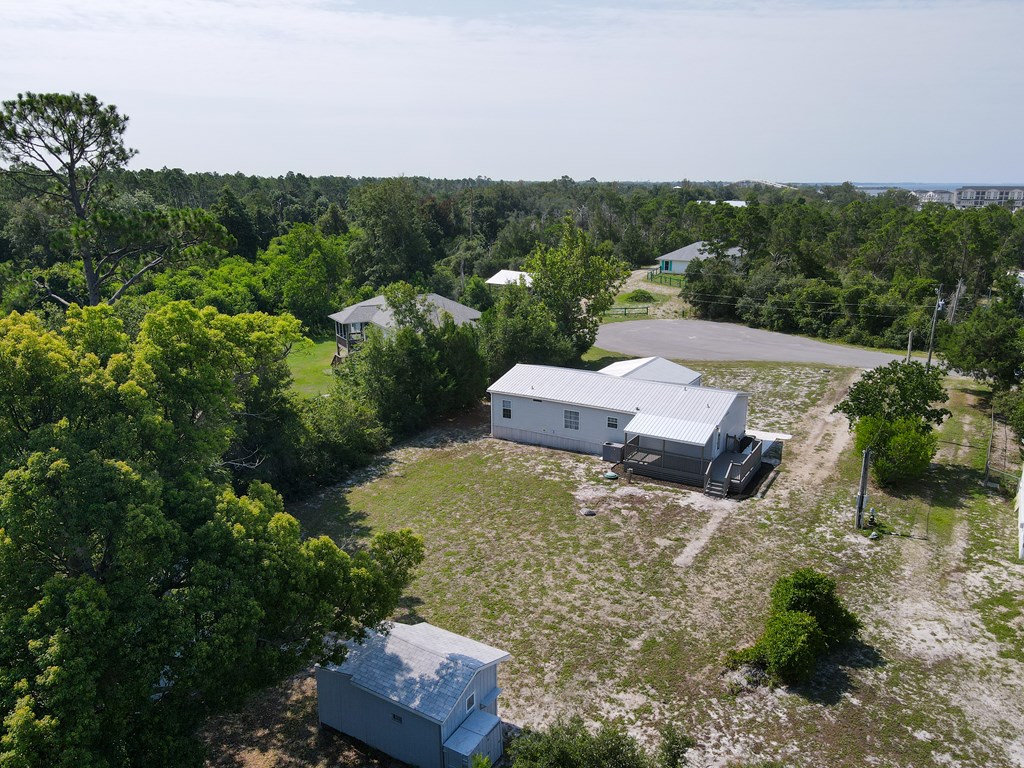 233 Whiting St, Port St. Joe 32456