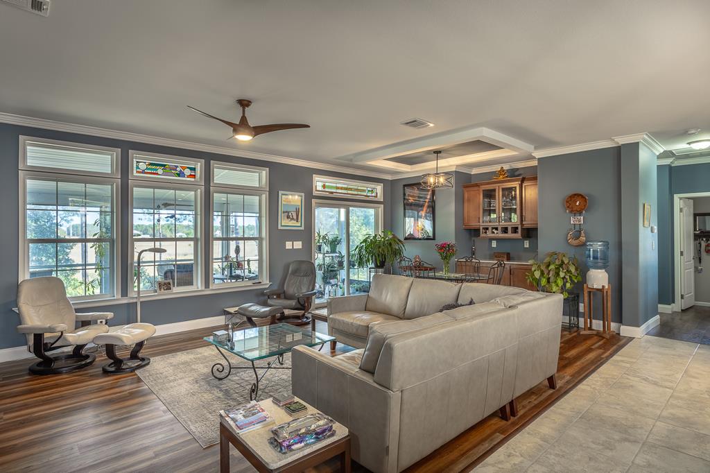 559 River Rd, 32322