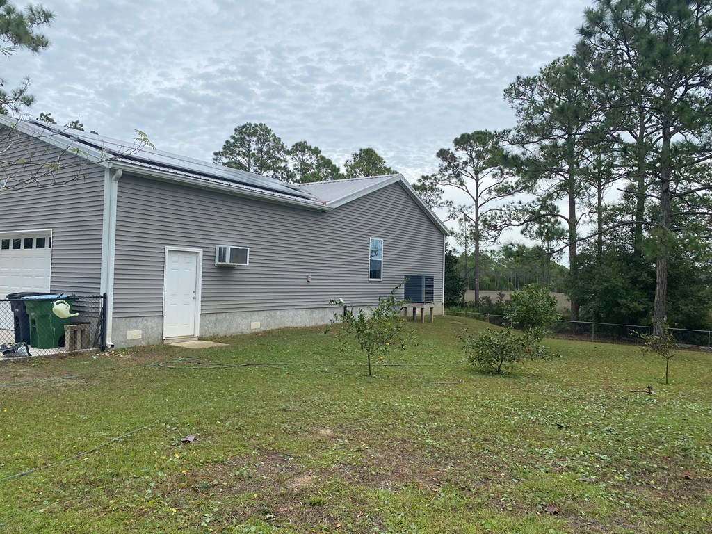 559 River Rd, 32322