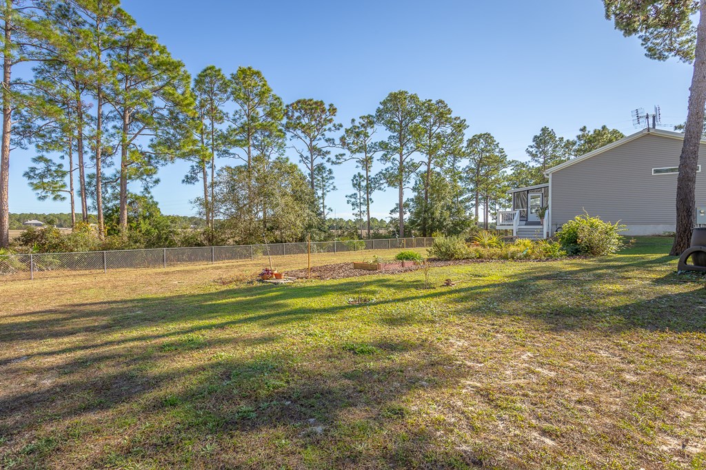 559 River Rd, 32322
