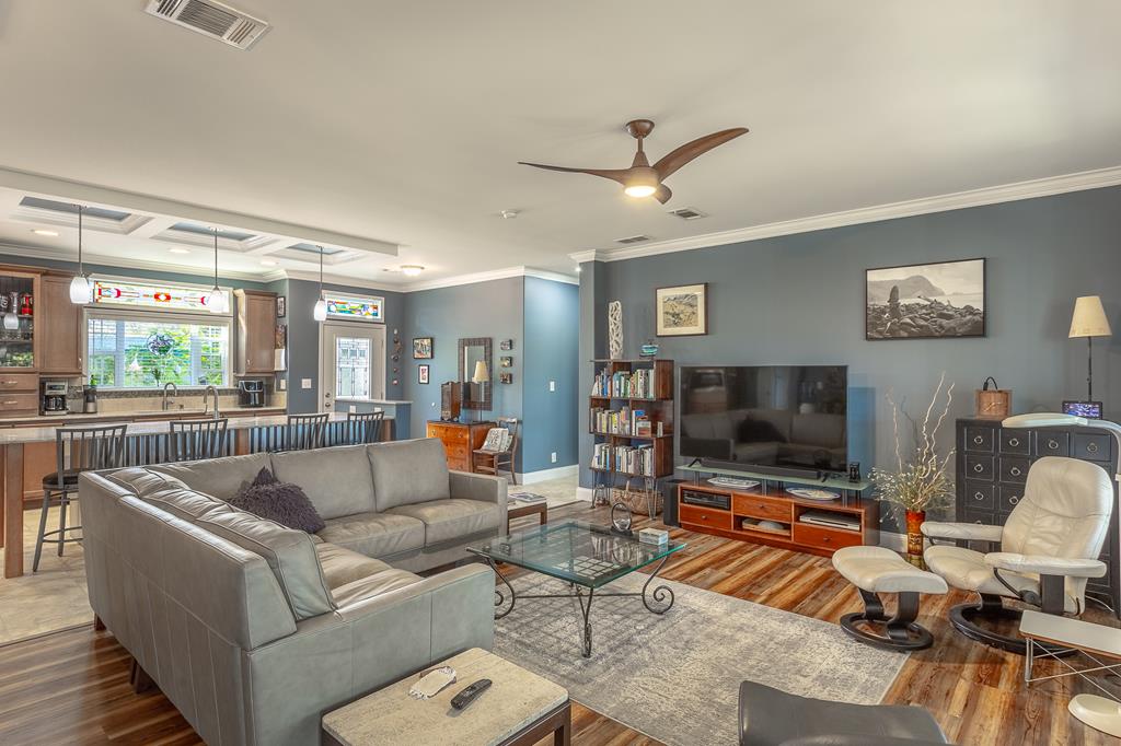 559 River Rd, 32322
