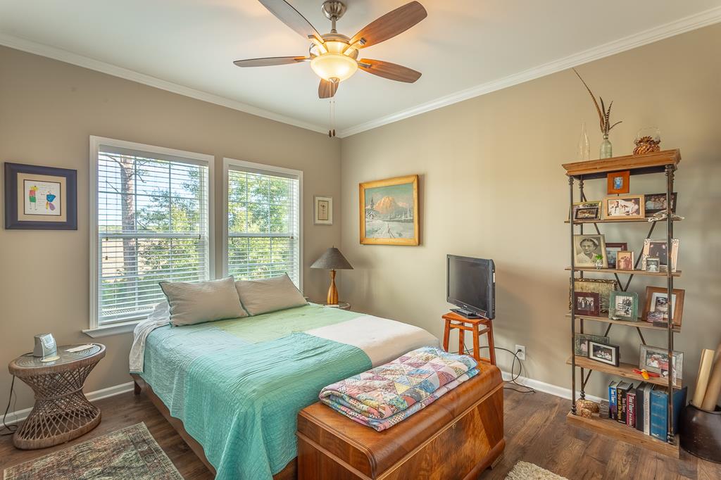 559 River Rd, 32322