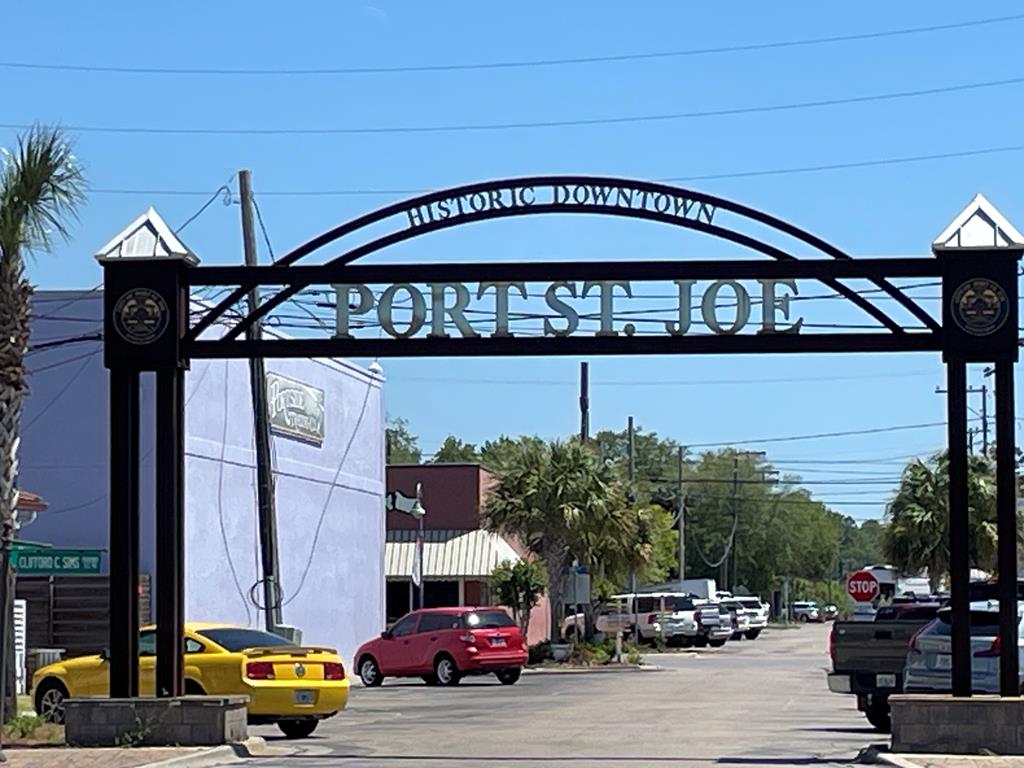 304 Long Ave, Port St. Joe 32456