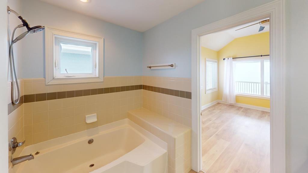 2274 Sailfish Dr, St. George Island 32328