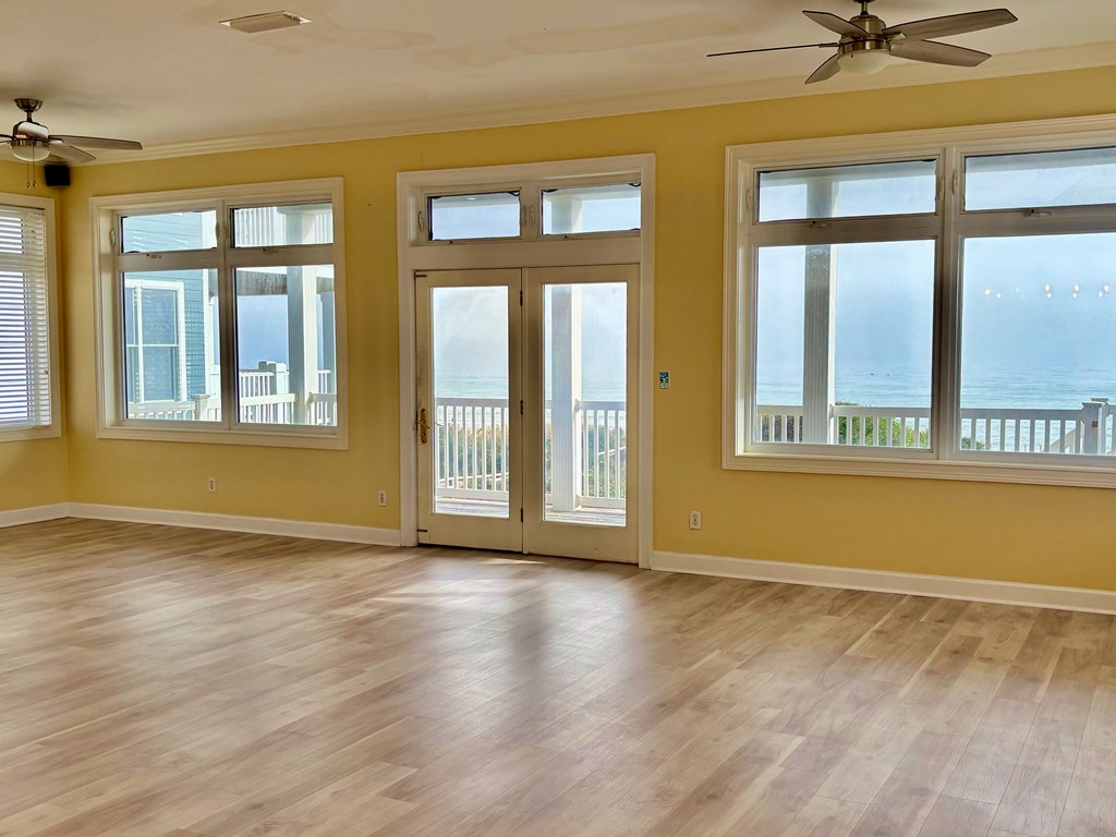 2274 Sailfish Dr, St. George Island 32328