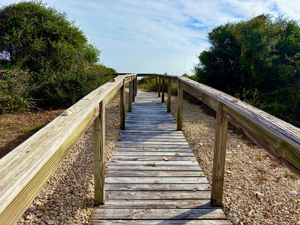 2274 Sailfish Dr, St. George Island 32328