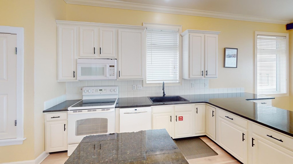 2274 Sailfish Dr, St. George Island 32328