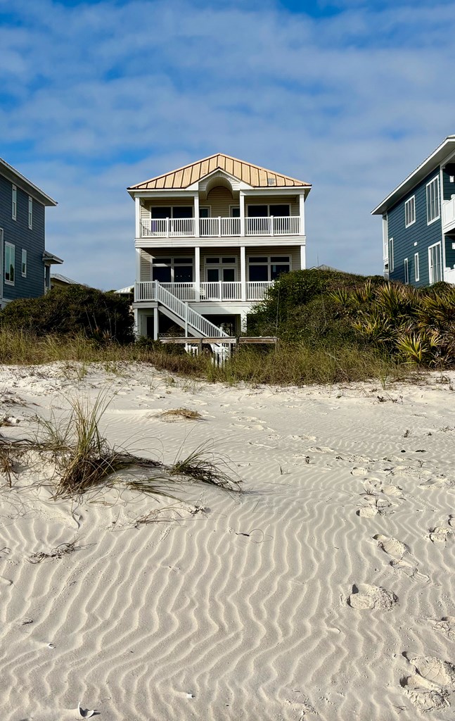 2274 Sailfish Dr, St. George Island 32328