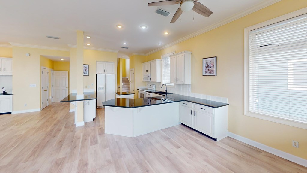 2274 Sailfish Dr, St. George Island 32328