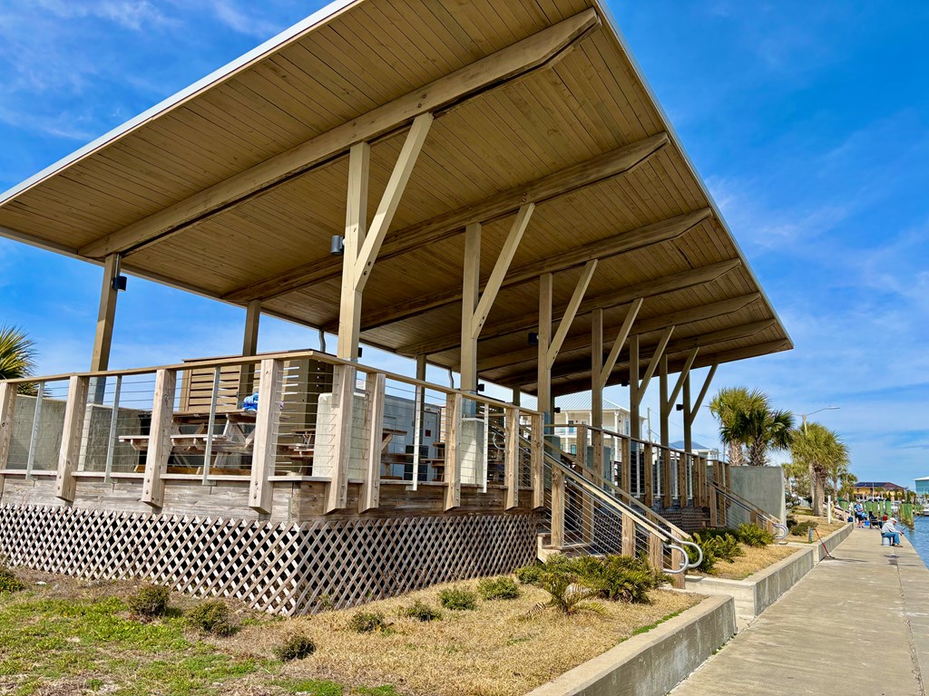 130 Canal Pkwy, 32456