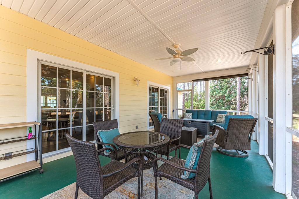 227 Waters Edge Dr, 32456