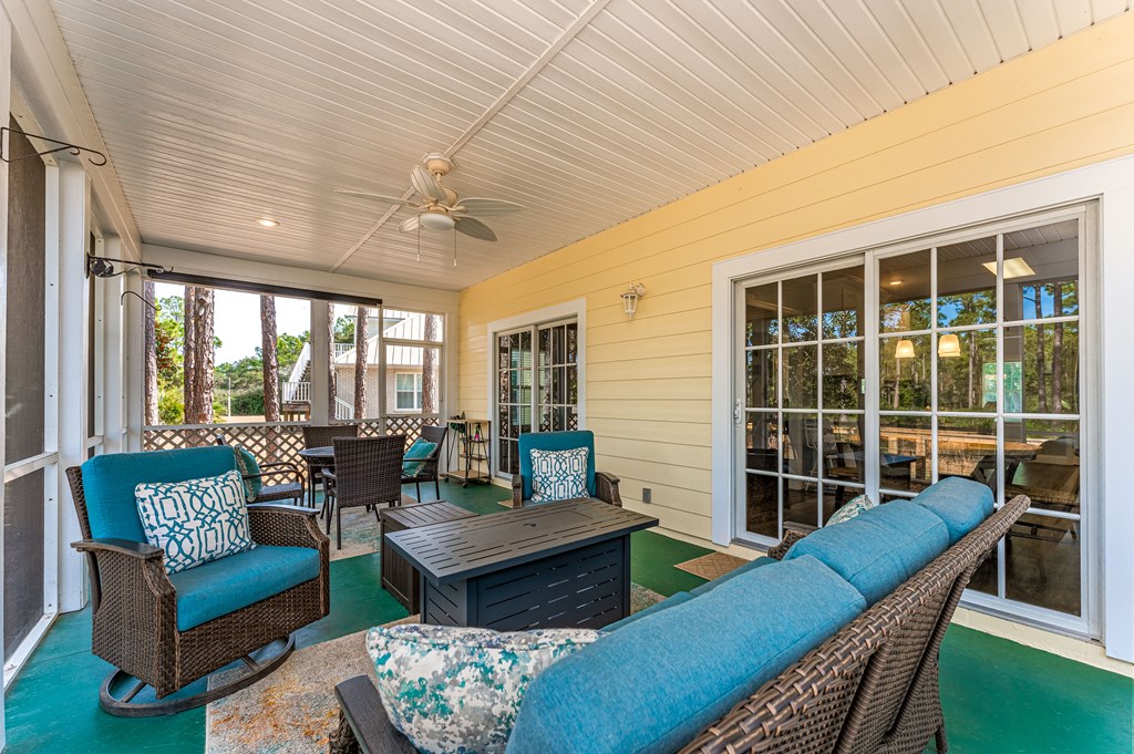227 Waters Edge Dr, 32456