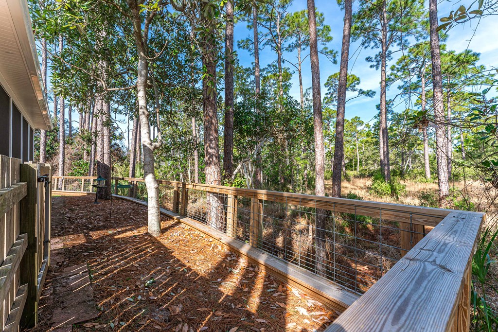 227 Waters Edge Dr, 32456