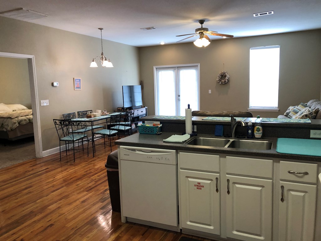 502B E Meridian Ave # B, 32322 Unit: B